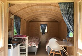 Camperplaats Vechtdal has Balcony rooms