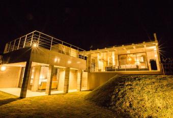 -Mus  e Villa- has Balcony rooms