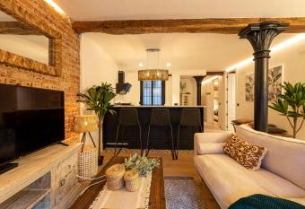 Nervion by Staynnapartments has Balcony rooms