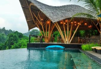 Kadewa Retreat Ubud - Adults Only allows 18 year olds to book a room