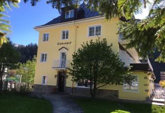 Hotel Lindenhof has Balcony rooms