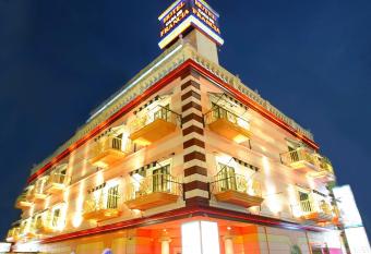 HOTEL Casade Francia Yokohama(Adult Only) allows 18 year olds to book a room