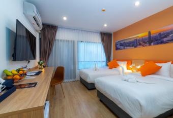 7 Days Premium Hotel Don Meaung Airport has Balcony rooms