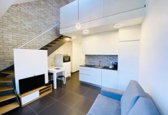 WakeUp Esch-City has Balcony rooms