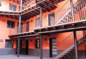 One bedroom appartement with furnished terrace and wifi at Olot has Balcony rooms