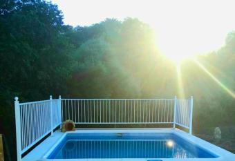 2 bedrooms chalet with private pool and terrace at Cordoba has Smoking rooms