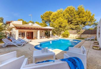 Villa Palomita has Balcony rooms