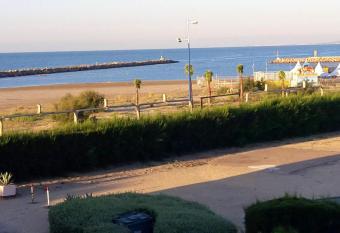 Studio a Sete a 100 m de la plage avec vue sur la mer jardin clos et wifi has Balcony rooms