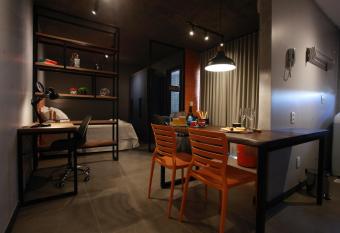 VKhaus Loft 602 em Blumenau pr  ximo da Vila Germ  nica, FURB e centro allows 18 year olds to book a room