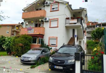 Apartments Stevovi   has Balcony rooms