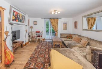 The Flat at number 11 has Balcony rooms