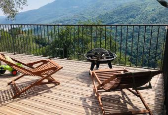 Cabane de L Esteron allows 18 year olds to book a room