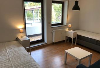 KoldeApart nahe Siemens Campus has Balcony rooms