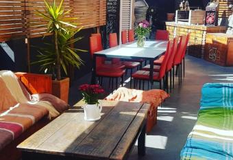 La Casa Piola allows 18 year olds to book a room