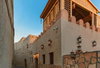 Bait Al Aqr has Balcony rooms