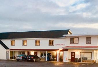 North Country American Inn has Balcony rooms