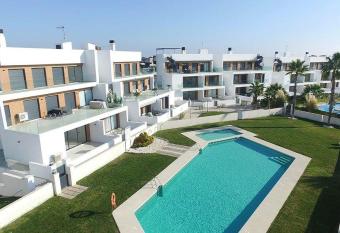 Amor Apricis allows 18 year olds to book a room