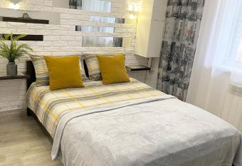 Apartment Studio New York 92 allows 18 year olds to book a room