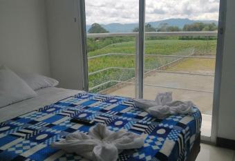 apartamento familiar a 3 km del parque del caf   has Balcony rooms