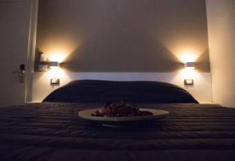 Tre Fontane has Balcony rooms