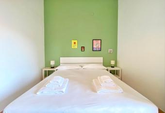 Giann   Holiday Home - Vesuvio/Pompei has Balcony rooms