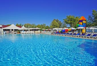 Butterfly Camping Village allows 18 year olds to book a room
