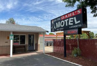 Dahl's Motel allows 18 year olds to book a room