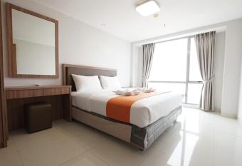 Apatel The Mansion Jasmine Tower Aurora J31J has Balcony rooms