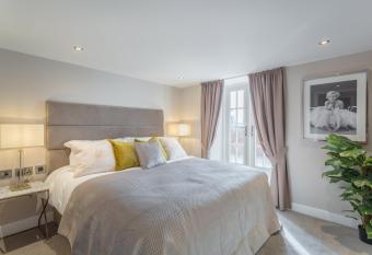 Heritage Mews Nottingham has Balcony rooms