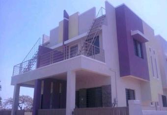 2BHK AC Row House Bunglow in good locality has Balcony rooms