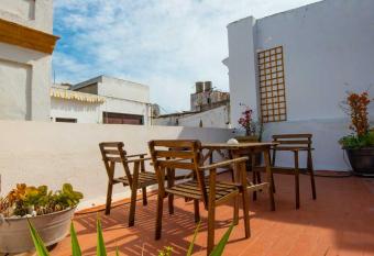 Casa Poniente Tarifa old town has Balcony rooms