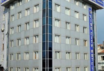 Lion City Hotel Ankara allows 18 year olds to book a room
