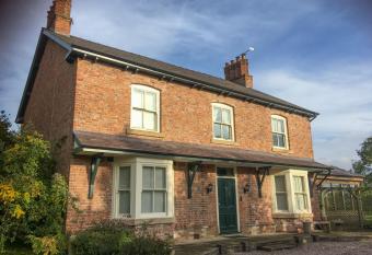 Hollies Farm B&B allows 18 year olds to book a room