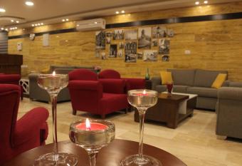 Petra Corner Hotel allows 18 year olds to book a room