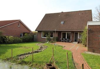 Familienferienhaus Goethestra  e, 95140 has Balcony rooms