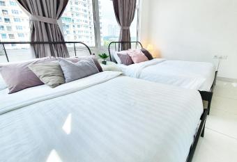 No.7 The Zebra @ Puchong Skypod Residence allows 18 year olds to book a room