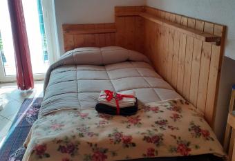 CASA DAISY (VALERIODANIEL) has Balcony rooms