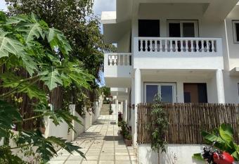 Coastal Soul has Balcony rooms