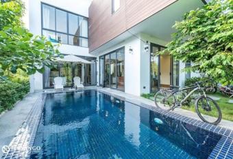 Flamingo Dai Lai Resort - by BAY LUXURY allows 18 year olds to book a room