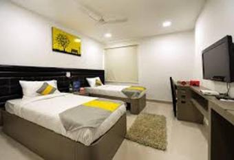 Cosy Room With Private Bath And Work Desk has Smoking rooms