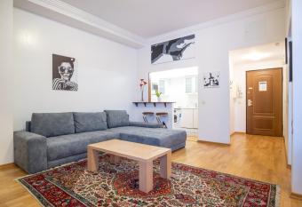 Old Town Main Square Apartments allows 18 year olds to book a room