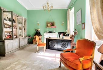 The Originals Boutique, H  tel du Parc, Cavaillon (Inter-Hotel) has Balcony rooms