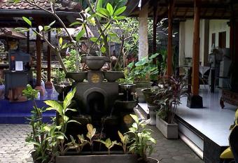 Kirana Home Stay allows 18 year olds to book a room