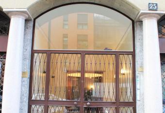 La Locanda dell Olmo allows 18 year olds to book a room