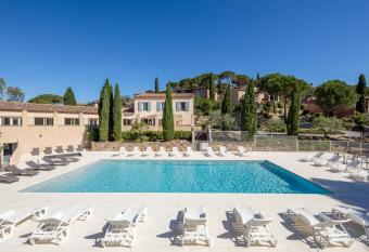 Garden & City Les Bastides de Grimaud allows 18 year olds to book a room