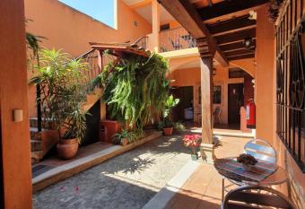 Un Hotel en la Antigua has Balcony rooms