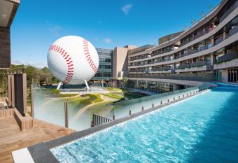 Fame Hall Garden Hotel has Balcony rooms