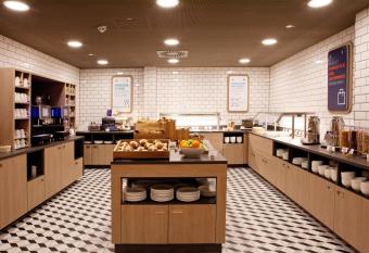 Holiday Inn Express - Trier, an IHG Hotel allows 18 year olds to book a room