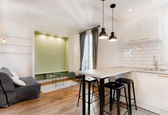 The Premium Stay - Duke Housing allows 18 year olds to book a room