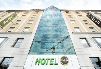 B&B HOTEL Wroc  aw Centrum allows 18 year olds to book a room